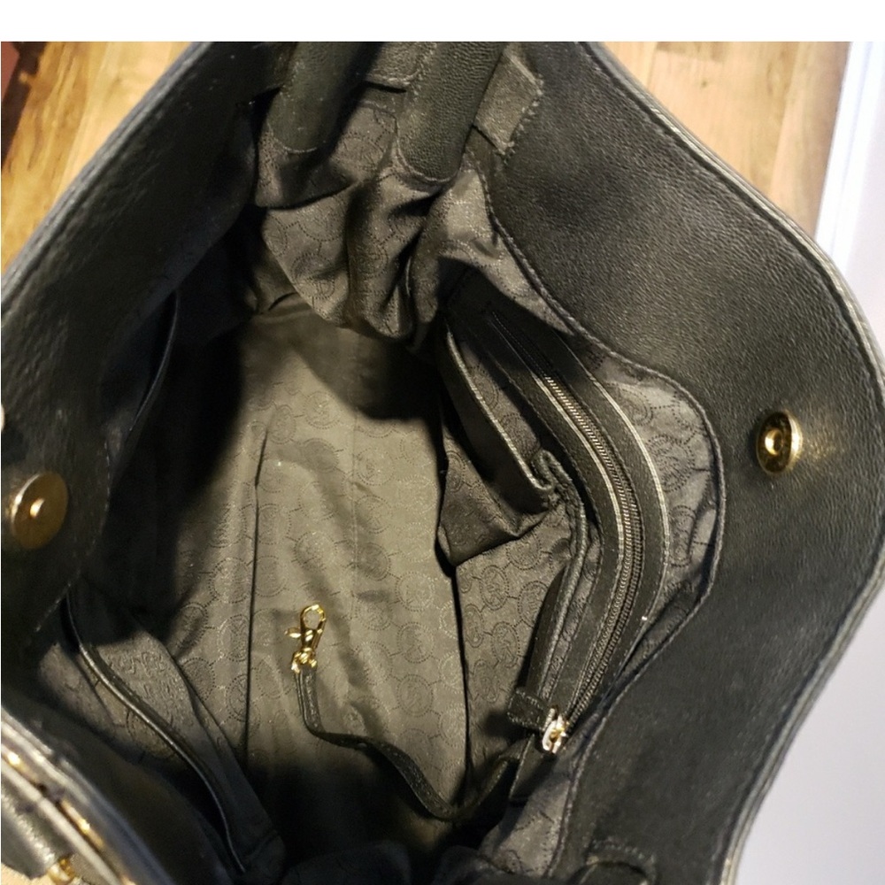 Black and Gold Studded Handbag - Picture 3 of 6